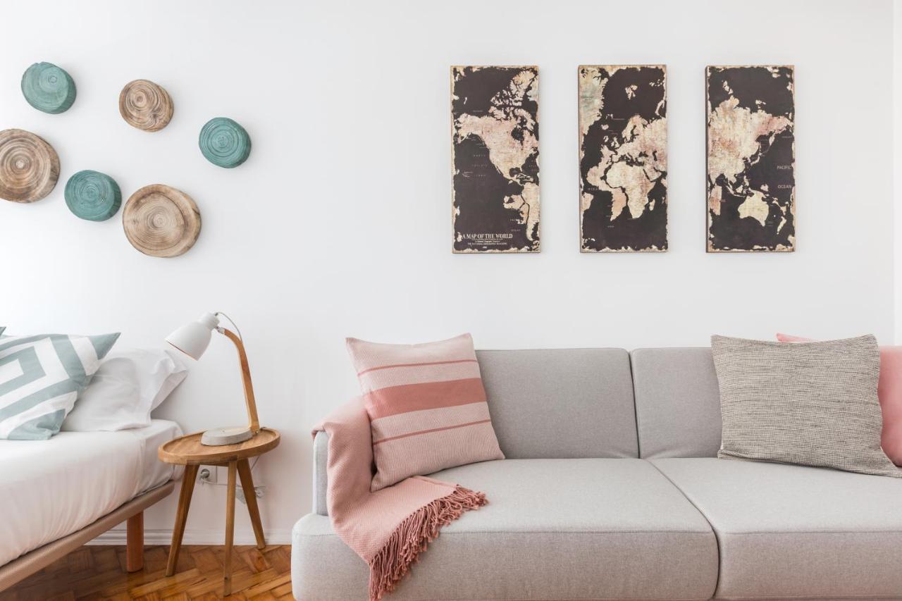 Stroll To Coffee Shops Near A Renovated Hillside Apartment In Graca Лиссабон Экстерьер фото
